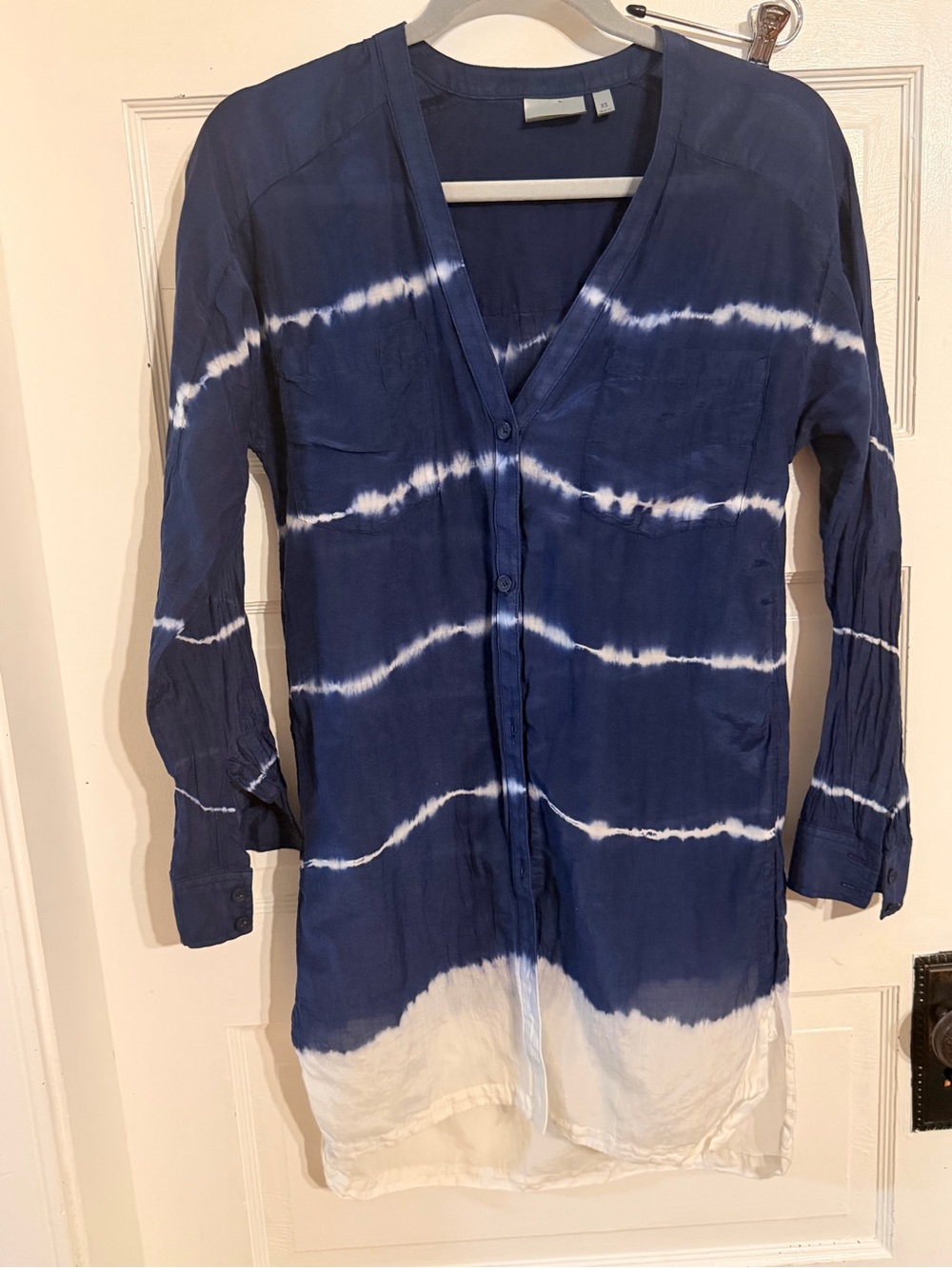 Athleta Navy and White Tie-Dye Button-Up Tunic